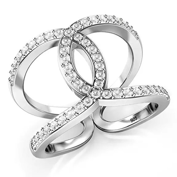 New Women’s Luxury 925 Silver Diamond Ring - Picture 3 of 5